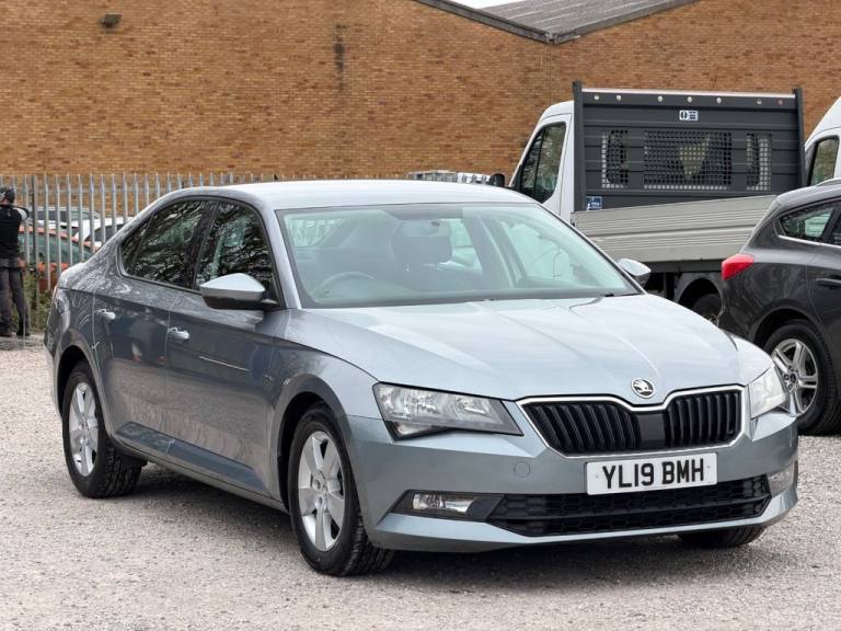 2019 Skoda Superb 2.0 S TDI Hatchback 5dr Diesel Manual Euro 6 (s/s) (150ps) Hatchback Diesel Manual