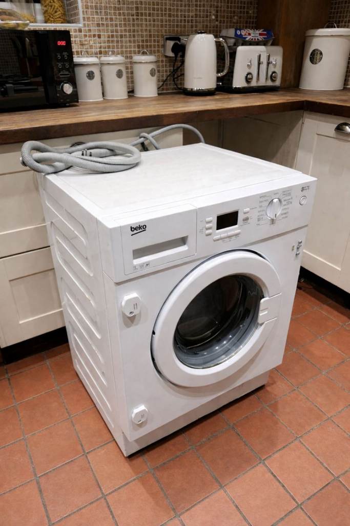 *Washing machine for £130*