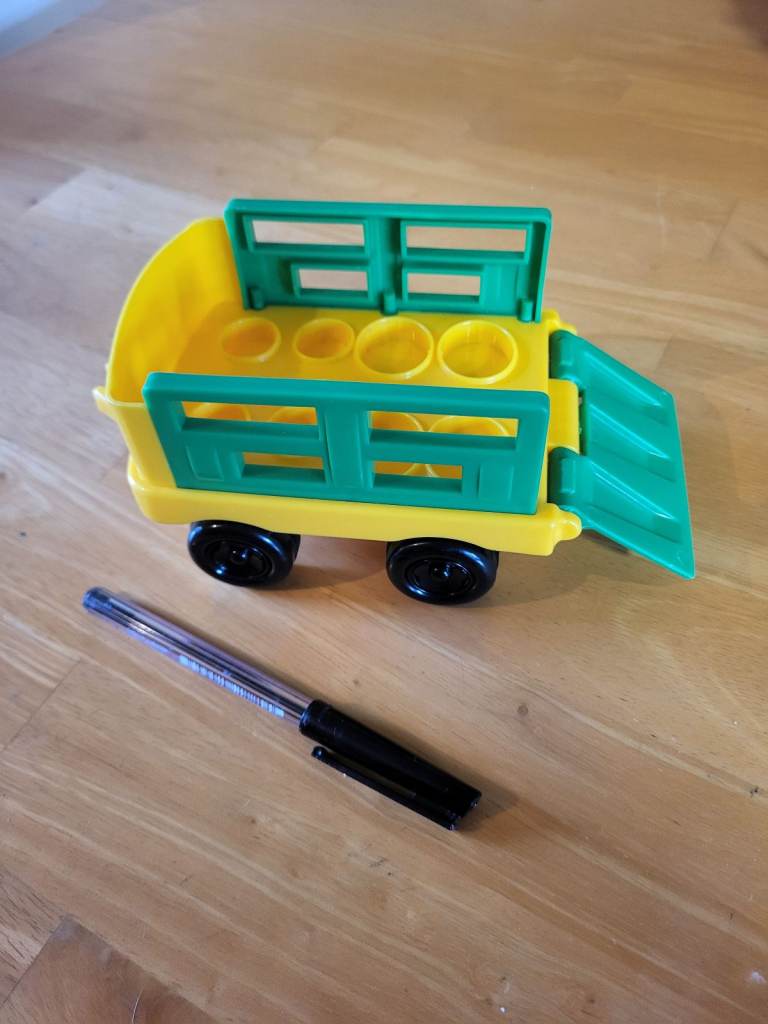 Kiddieland farm trailer, no animals. Good condition