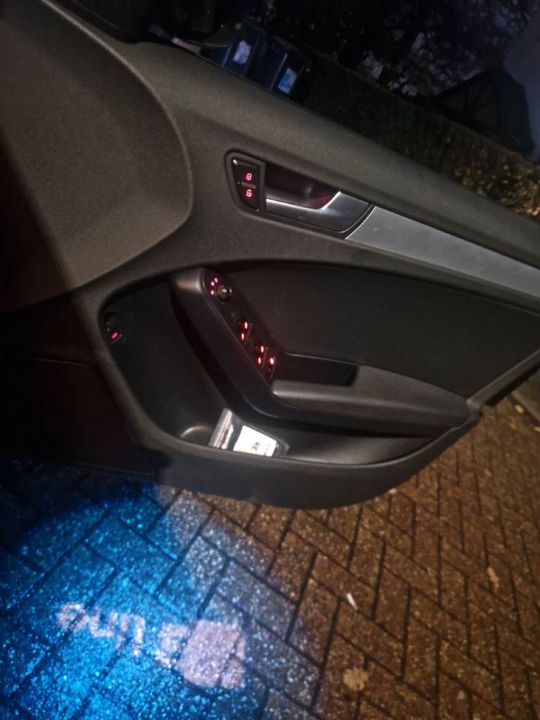 Audi, A4, Saloon, 2008, Manual, 1984 (cc), 4 doors