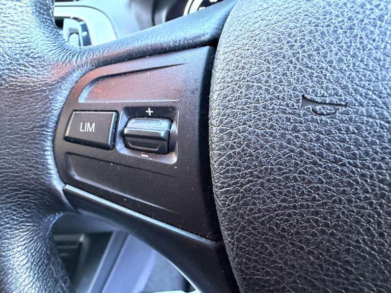 2018 BMW 1 Series 118d SE 5dr [Nav/Servotronic] HATCHBACK DIESEL Manual