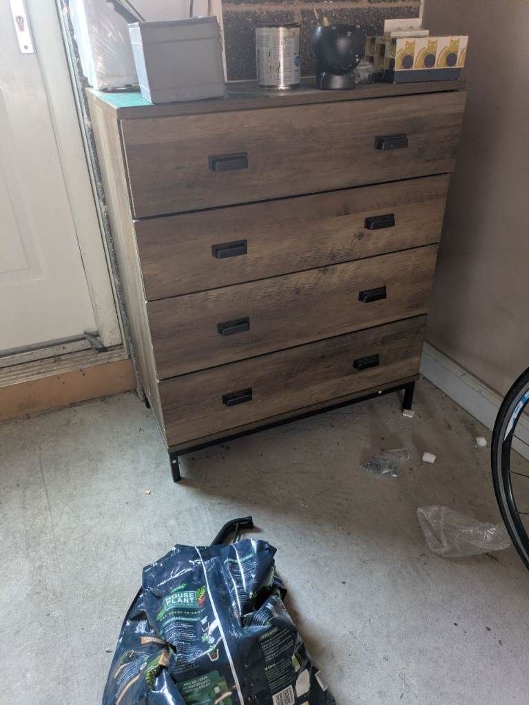 Brown Wood Effect Chest of 4 Drawers – Good Condition