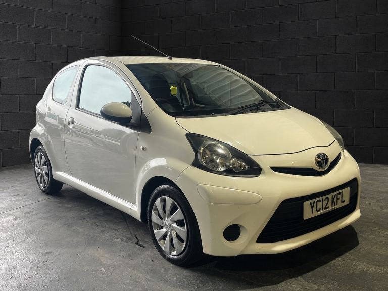 2012 Toyota Aygo 1.0 Ice, great history, lovely clean car 