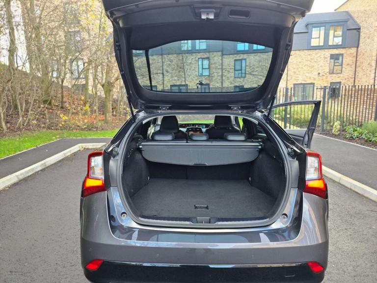  Toyota Prius 1.8 VVT-h Excel Hatchback 5dr Petrol Hybrid CVT Euro 6 (s/s) (122 ps) Petrol/Electr...