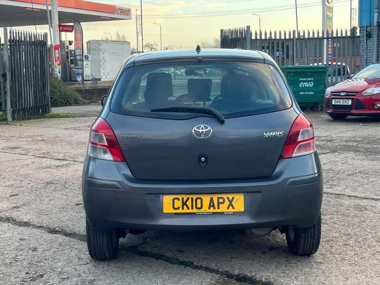 TOYOTA YARIS 1.33 Dual VVT-i TR Euro 4 (s/s) 5dr 2010