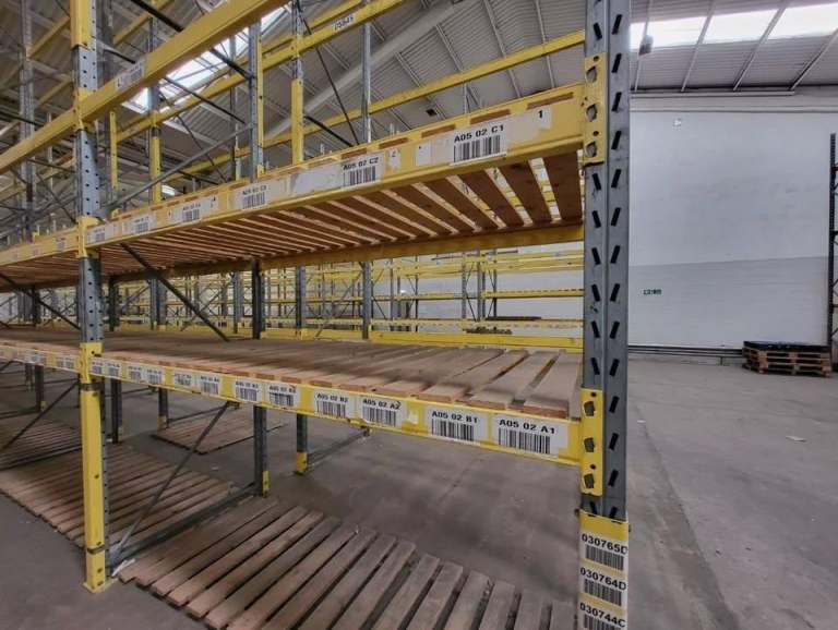 Wire Mesh Decking & Timber Slat Decking in Stock