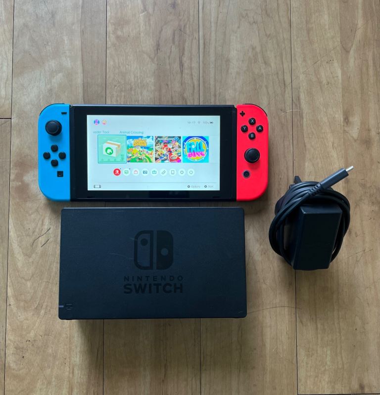 Nintendo Switch 1st Generation 