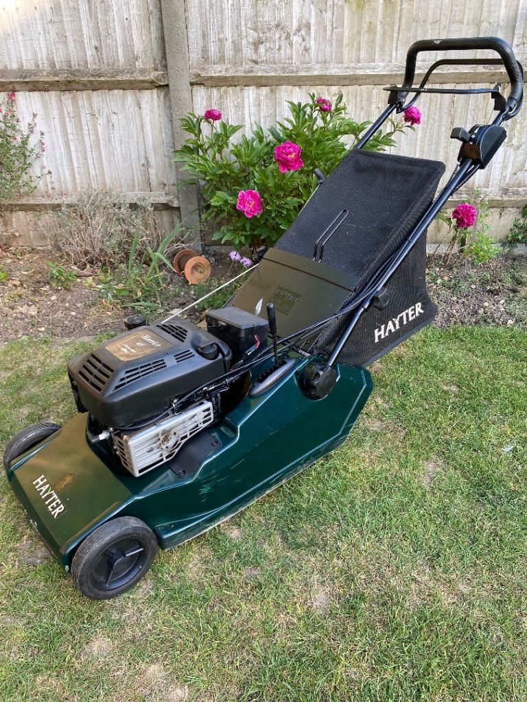 Hayter harrier 48 self propelled lawn mower ( serviced ) 