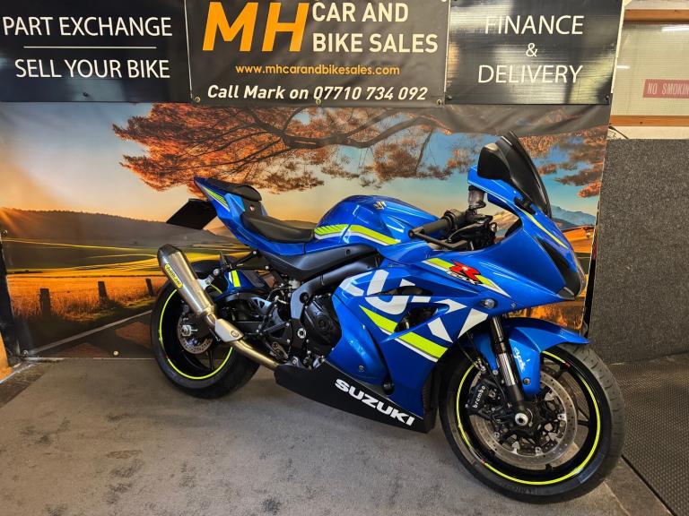 2017 Suzuki GSX-R 1000 AL7 IN MOTO GP FULL ARROW QUICKSHIFTER  Superbike Petrol Manual