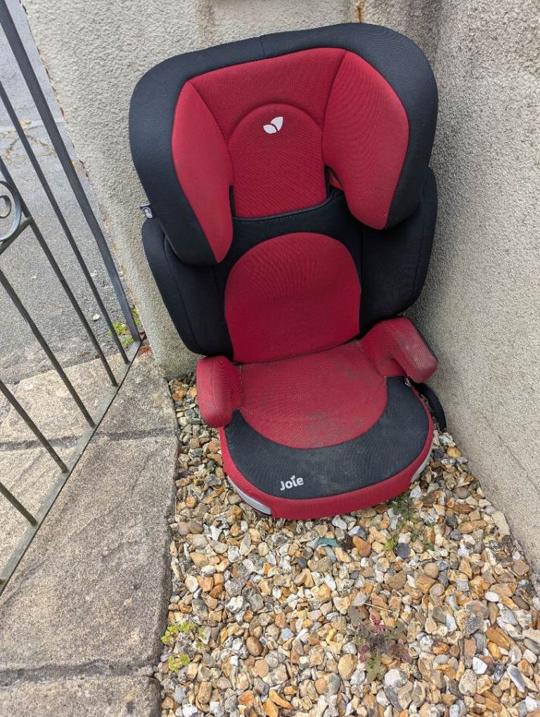 Joie high back booster seat with cup holders free to collect 