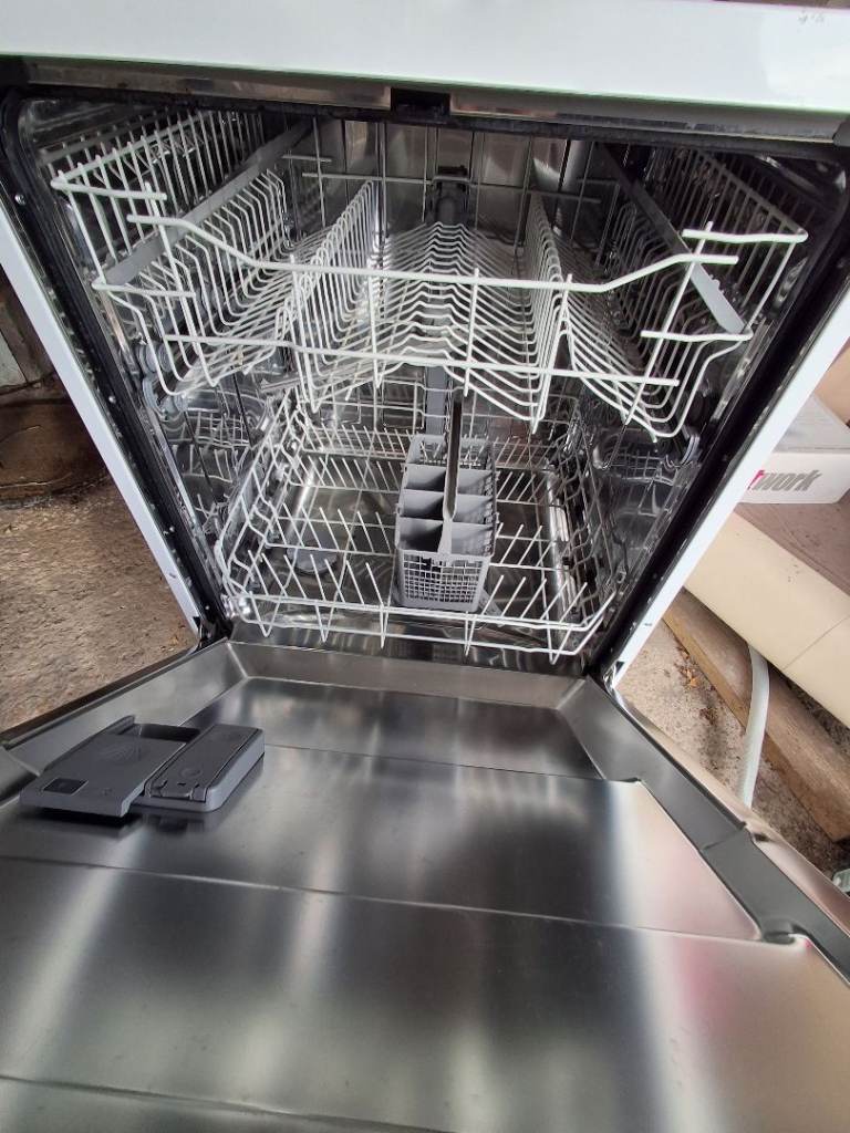 Dishwasher 