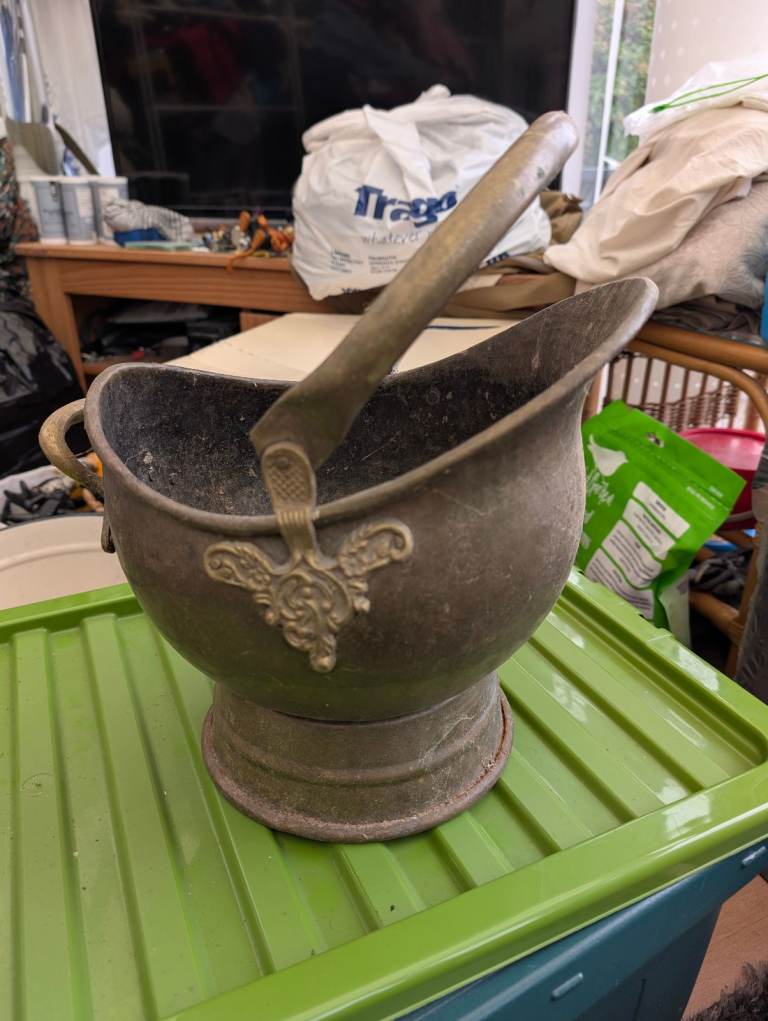 Small coal bucket 