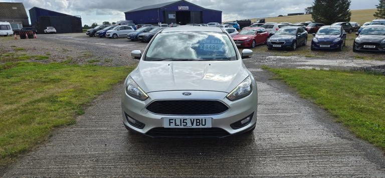 2015 Ford Focus 1.0 EcoBoost 125 Zetec 5dr HATCHBACK PETROL Manual
