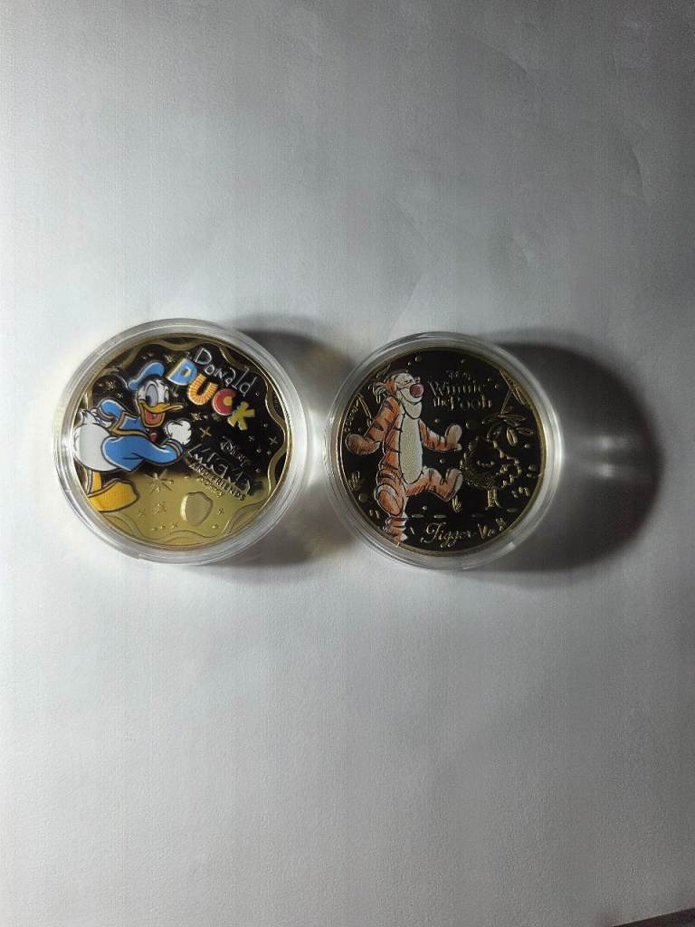 Gold-Plated Collector Coins x2 – Charles III Half Dollar & Disney Characters