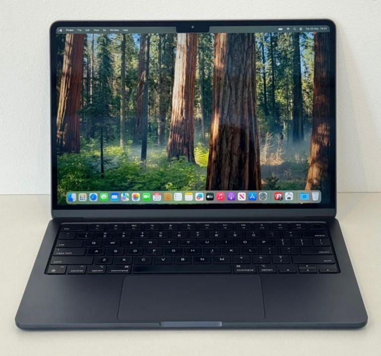 MACBOOK AIR M3 16GB/1TB