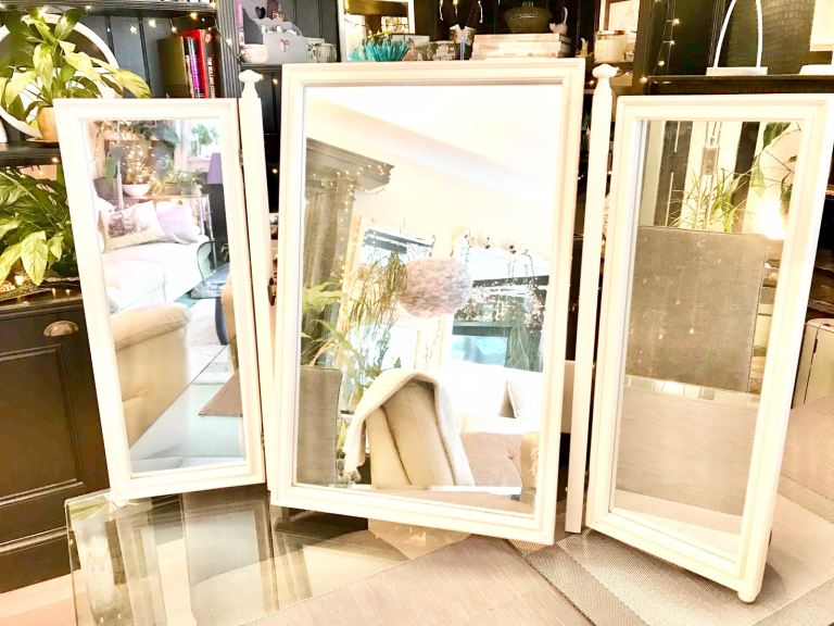 White triple adjustable dressing table mirror, stand alone, tilting action 
