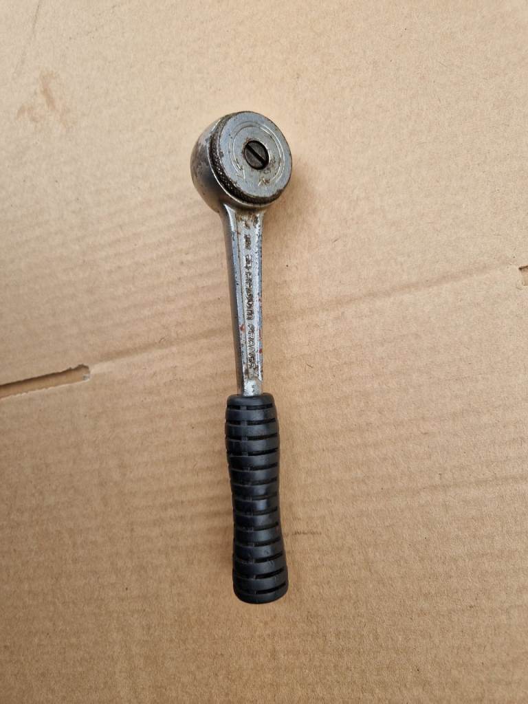 Facom J 151 3/8″ Drive Round Head Ratchet France. 