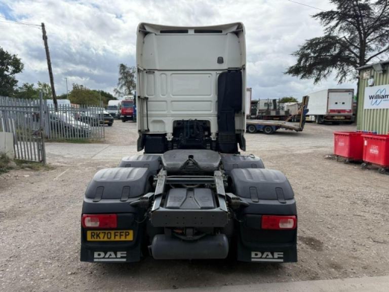 DAF XF 530 6x2 MID LIFT SLEEPER CAB TRACTOR UNIT