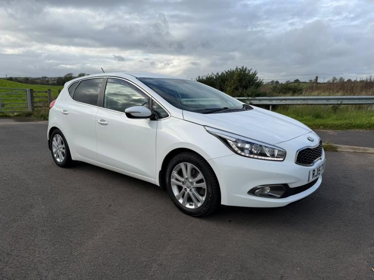 Kia, CEED, Hatchback, 2015, Manual, 1591 (cc), 5 doors