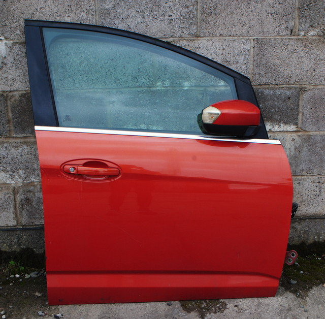 2011-2015 FORD C-MAX MK2 DRIVERS SIDE COMPLETE FRONT DOOR