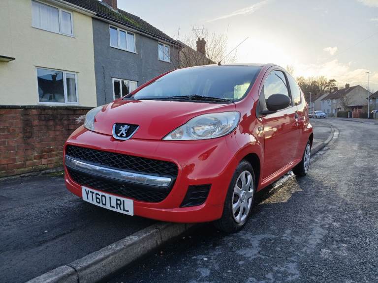 2010 Peugeot 107 1.0, 13 months MOT, 1 previous owner, 80k, £20 tax