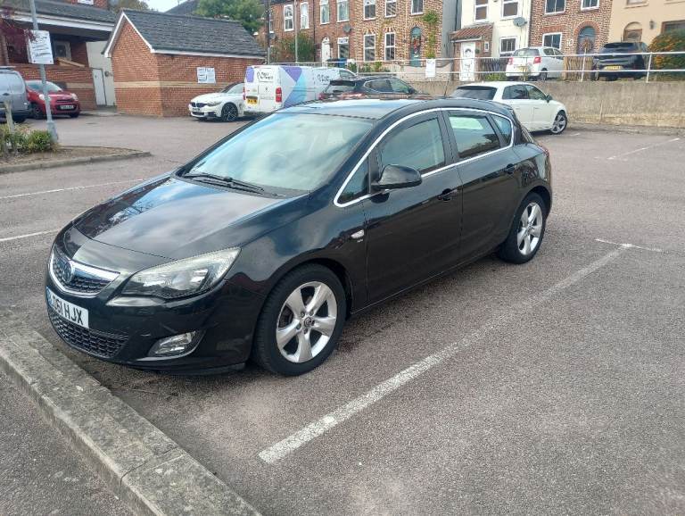 Vauxhall, ASTRA, Hatchback, 2012, Manual, 1956 (cc), 5 doors