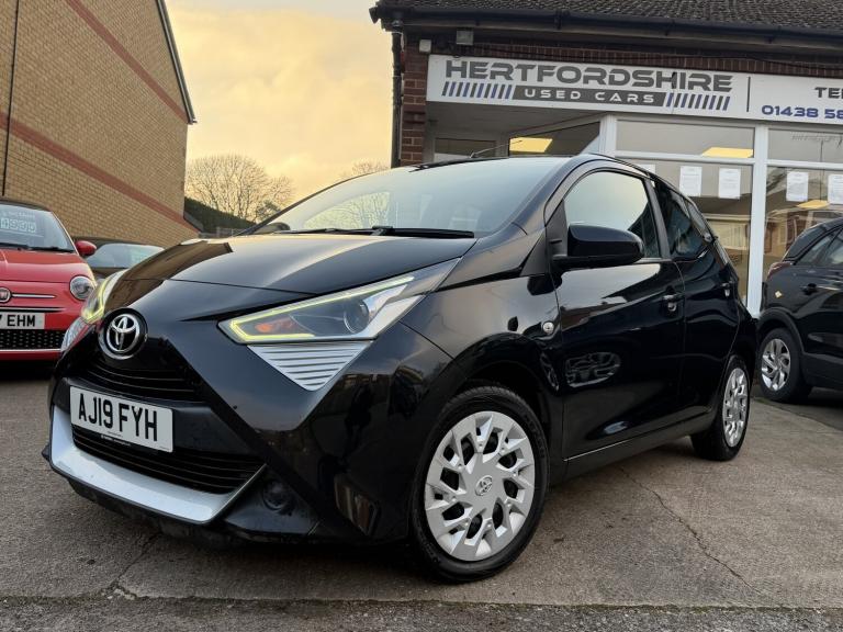 TOYOTA AYGO 1.0 VVT-i x-play 2019