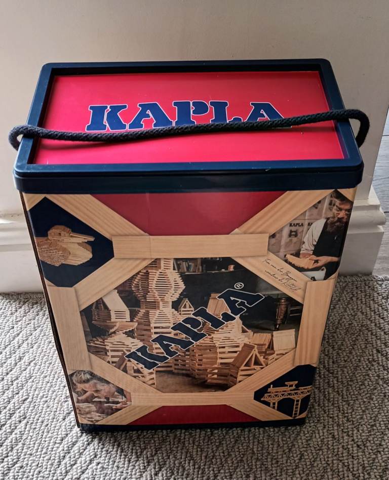Kapla box of building planks