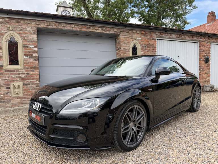 2014 Audi TT 2.0 TDI Quattro Black Edition 2dr S Tronic COUPE DIESEL Automatic