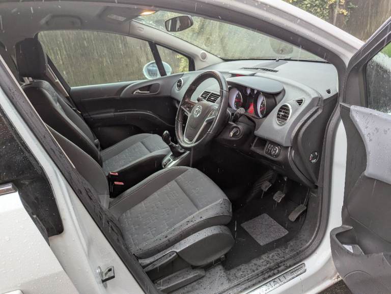 2014 VAUXHALL MERIVA 1.4 TECH LINE 35,000 MILES SERVICE HISTORY HEATED SEATS TOP SPEC