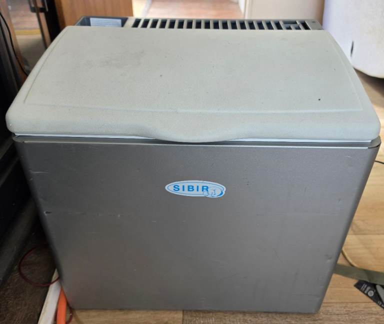 SIBIR camping fridge.