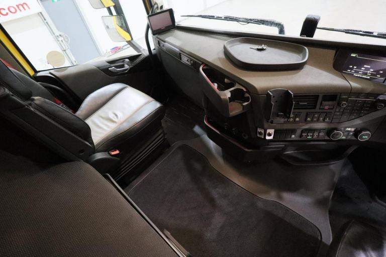 2020 (70 PLATE) Volvo FH460 6x2 Euro 6 Tractor Units