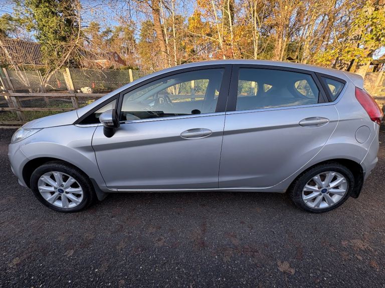 Ford, FIESTA, Hatchback, 2009, Manual, 1399 (cc), 5 doors