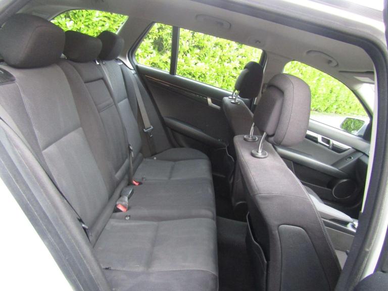 2012 Mercedes-Benz C Class 2.1 C220 CDI BlueEfficiency SE G-Tronic+ Euro 5 (s/s) 5dr ESTATE Diese...