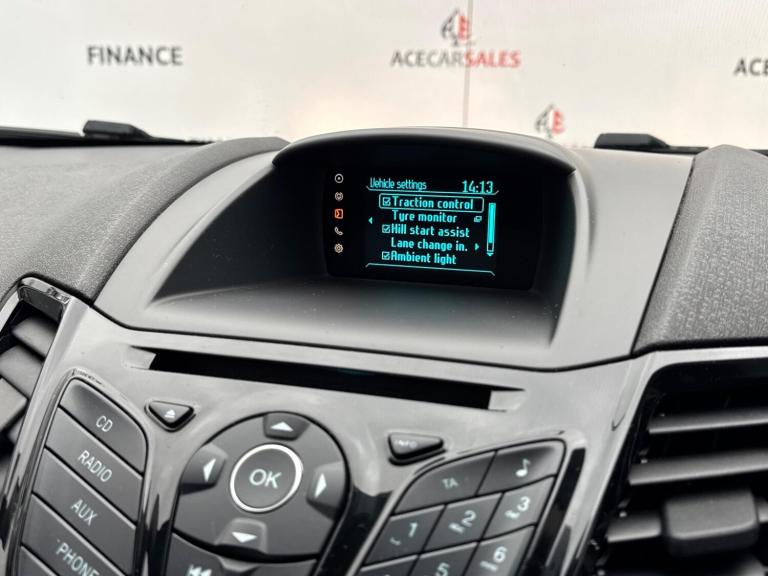 2015 Ford Fiesta 1.0 EcoBoost 140 Zetec S Red 3dr HATCHBACK PETROL Manual