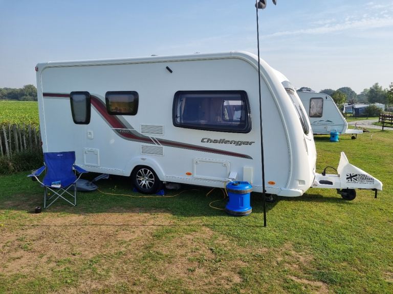 Swift Challenger 480 2 berth caravan 2011
