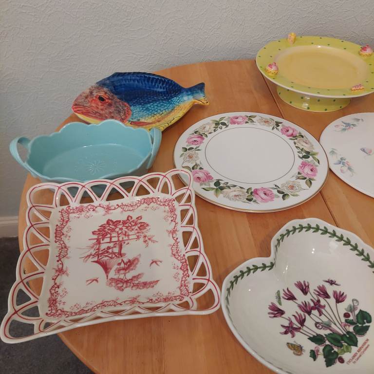 Selection of Cake Plates and a Fish Dish - excellent condition