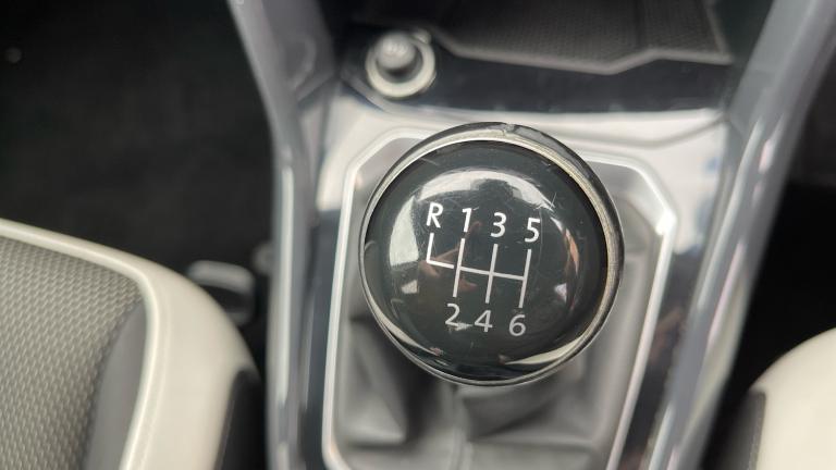 2018 Volkswagen T-Roc 1.6 TDI SEL 5dr HATCHBACK DIESEL Manual