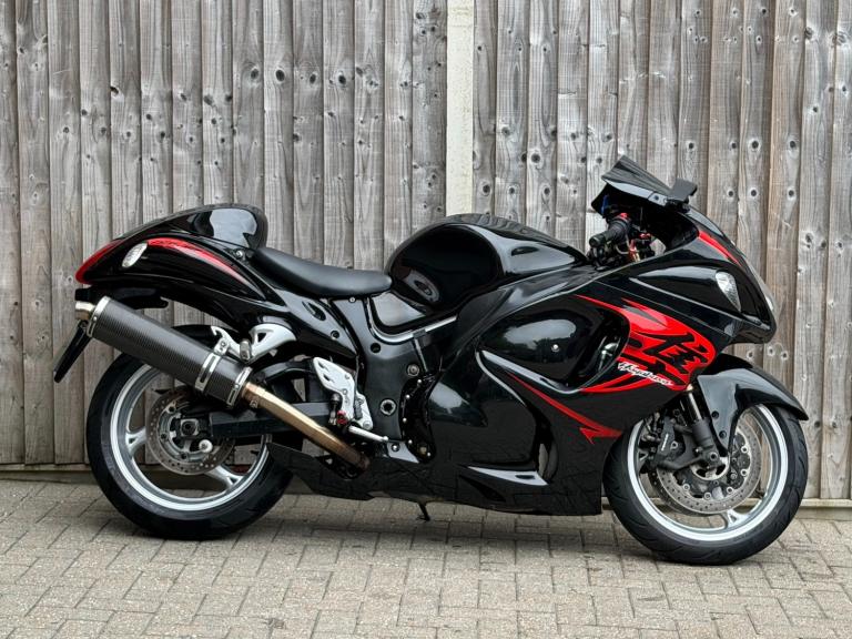 SUZUKI GSX1300R HAYABUSA 2012 (62) SUPER SPORT + DELKEVIC EXHAUST
