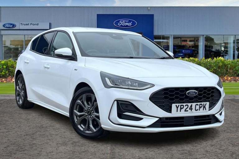 2024 Ford Focus 1.0 EcoBoost Hybrid mHEV ST-Line SYNC4 NAVIGATION, FRONT & REAR PARKING SEN Hatch...