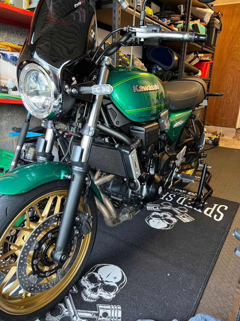 Kawasaki, Z, 2022, 649 (cc)