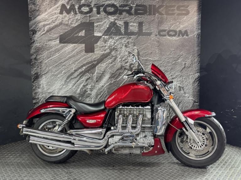 TRIUMPH ROCKET III 3 2004