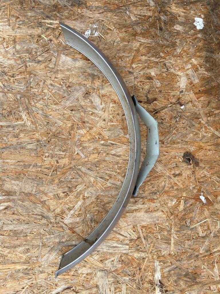 Used 21"  and 18" aluminium mudguards