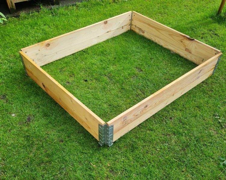 Pallet collars/raised beds