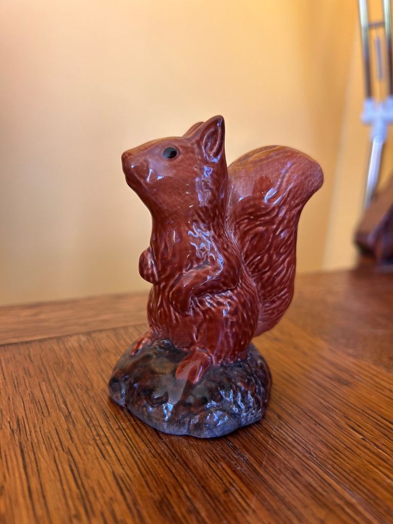 Red Squirrel Beneagles Beswick Ceramic Miniature
