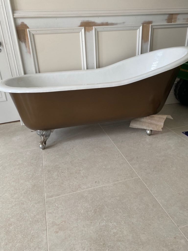 Cast iron bath 