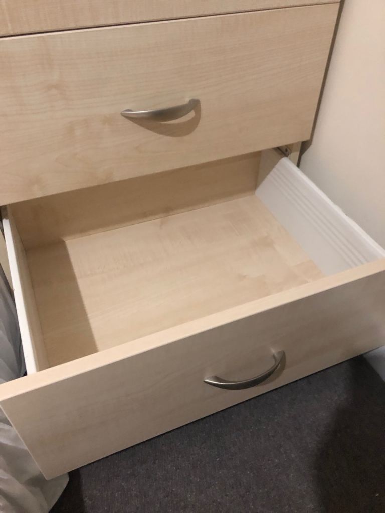 Wooden 3 level Chest drawers