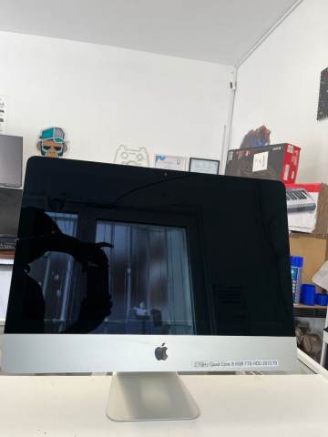 Apple iMac 21.5