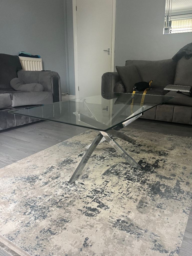 Glass Coffee Table with Chrome Base – Good Condition
