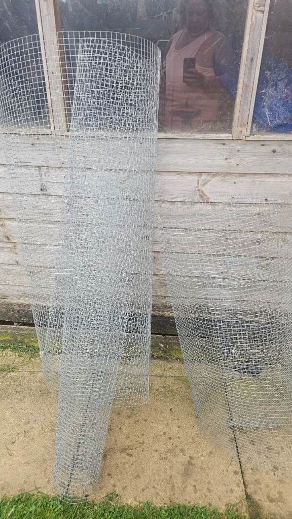 1.3m x1m 1cmx1cm and 3mx l1m 1cmx1cm